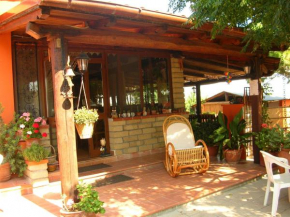  Agriturismo La Sosta  Пешиа Романа